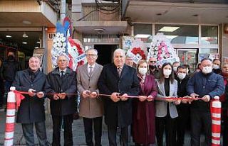 Başkan Atay’dan tek kurdele ile iki merkez