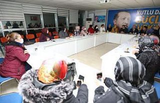 Başkan Aygün, kadın kollarının yönetim kurulu...