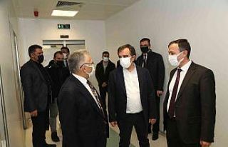 Başkan Büyükkılıç ERÜ Aşı Araştırma ve...