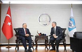 Başkan Büyükkılıç: "Hizmetten hizmete koşuyoruz"