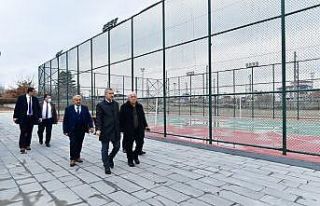 Başkan Çınar, İnönü Mahallesi spor kompleksini...