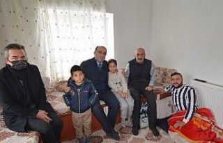 Başkan Çöl hemşerilerini ziyaret etmeye devam...