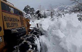Başkan Demir: “Nerede kapalı bir yol varsa bizler...