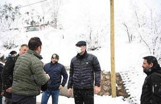 Başkan Kocaman, Avluburun’da kar mesaisinde
