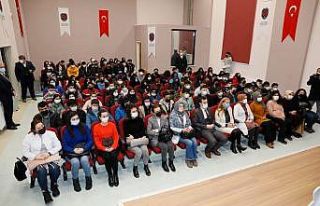 Başkan Söğüt’ten gençlere “Asla pes etmeyin”...