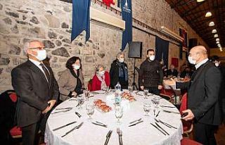 Başkan Soyer, İzmir depreminde hayatını kaybedenlerin...