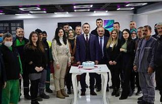 Başkan Tanır’dan belediye personellerine doğum...