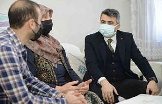 Başkan Yılmaz’dan şehit annesine ziyaret