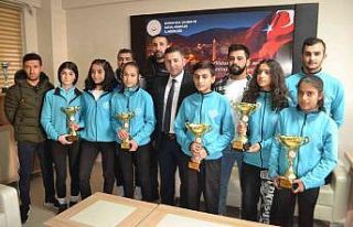 Batmanlı atletlerin gözü yurt dışı başarılarında