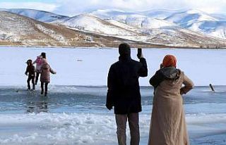 Bayburt’ta baraj gölü dondu