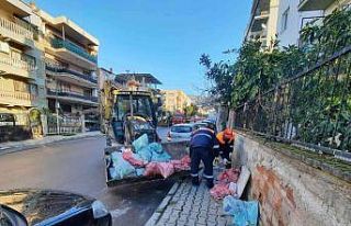 Bayraklı’da bir yılda 13 bin ton moloz toplandı