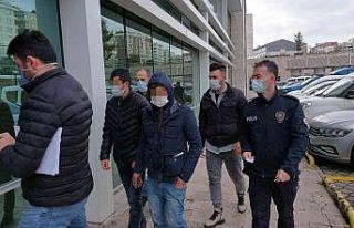 Belediyenin demir dubalarının çalınmasına 2 gözaltı