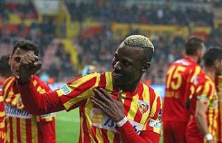 Berna Gözbaşı: "Senegal’in elenmesini bekliyoruz"