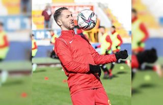 Bertolacci ilk kez forma giydi