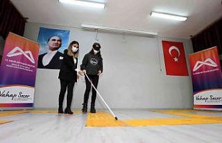 Beyaz Baston Görme Engeliler Haftasında farkındalık...