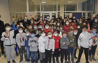 Biga’da satranç turnuvası heyecanı