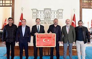 Bilecik Valisi Kızılkaya’ya konuklarını ağırladı