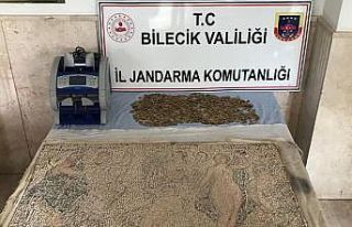 Bilecik’te 13 yüzyıla ait sikkeler ve mozaik yapı...