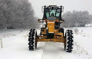 Bilecik’te kar nedeniyle ulaşıma kapanan 145 köyden...