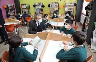 Bingöl Valisi Ekinci: “Kitap yarınlarımızı...