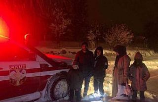 Bingöl’de kar ve tipide mahsur kalan ailenin imdadına...