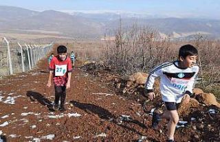 Bingöl’deki kros yarışmasında 289 sporcu ter...