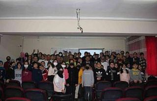 Bitlis’teki öğrencilere ‘Çevre ve Van Gölü...