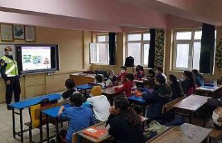 Boğaziçili öğrencilere trafik dersi