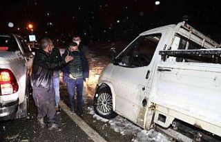 Bolu Dağı’nda kar yağışı başladı, Polis...