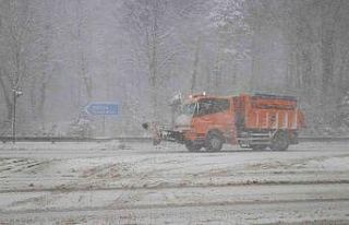 Bolu Dağı’nda şiddetli kar yağışı ve sis...