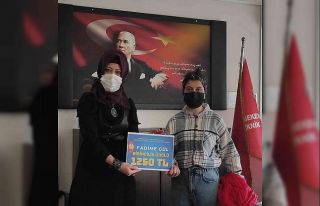 Burdurlu lise öğrencisi şiir yarışmasında birinci...