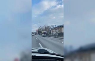Bursa trafiğindeki tehlikeli yolculuklar kameraya...
