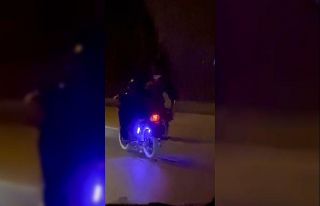 Bursa’da gençlerin canlarını hiçe sayarak motosiklet...
