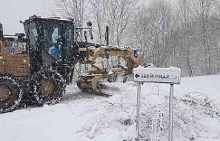Bursa’da yoğun kar mesaisi