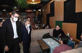 Büyükkılıç gençlerle buluştu