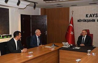 Büyükkılıç’a Kayseri Oto Sanatkârları Odası’ndan...