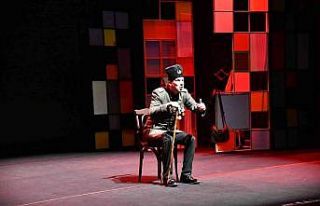 Büyükşehir, Balıkesirlileri tiyatroyla buluşturdu