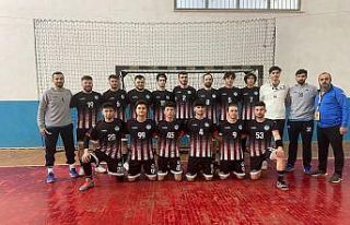 Büyükşehir Hentbol Takımı liderliğini koruyor