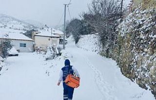 Büyükşehir kar kış dinlemedi, vatandaşın ayağına...