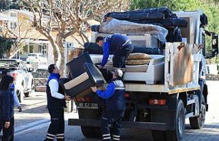 Büyükşehir yağmur mağdurlarının ihtiyaçlarını...