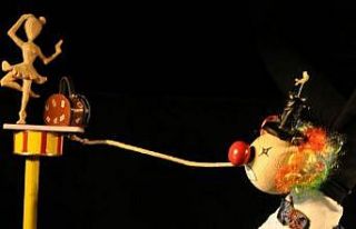 Büyükşehir’den çocuklara tiyatro hediyesi