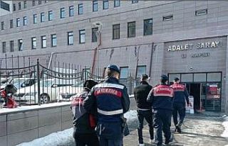 Çalıntı malzemeleri hurdacıya satarken yakalanan...