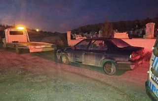 Çalıntı otomobili mahalle ve çarşı bekçileri...