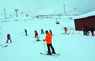 Çambaşı Kayak Merkezi’ne yoğun ilgi