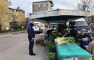 Canik’te semt pazarı denetimleri