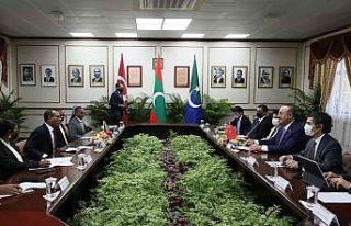 Çavuşoğlu, Maldivler Parlamento Başkanı Nasheed...