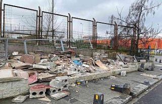 Çekmeköy’de İETT otobüsü durağa daldı