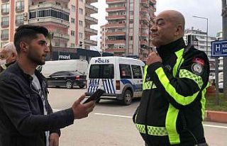 Ceza yememek için polis ağabeyini aradı