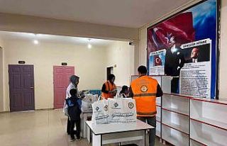 Cizre’de okul kütüphanelerine kitap destekleri...