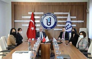 Çocuk Üniversitesi için imzalar atıldı